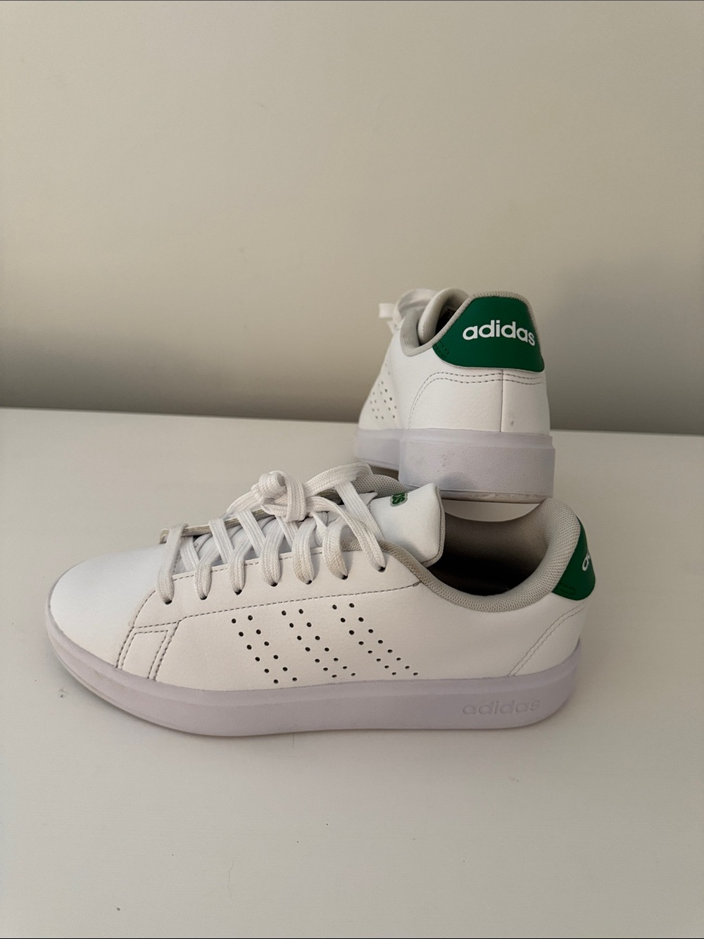adidas White Low-Top Sneakers with Green Heel Tab
